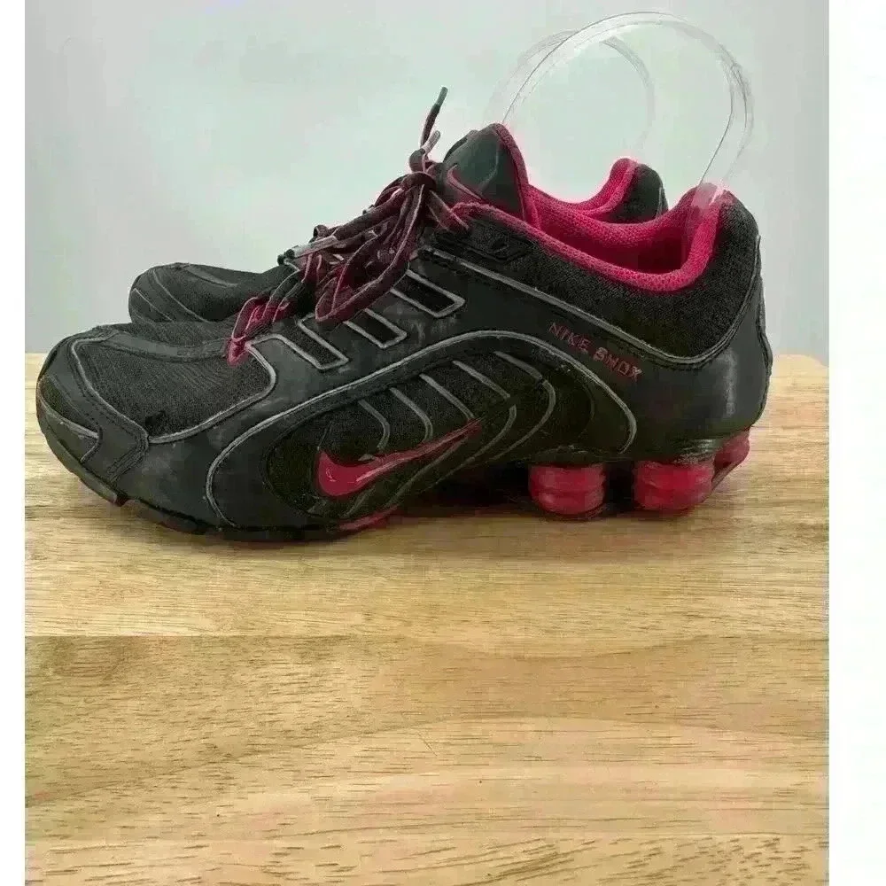 Nike Women's Shox Navina Sneakers 356918-065 - Black/Pink‎ Sz 9.5 Athletic Shoes